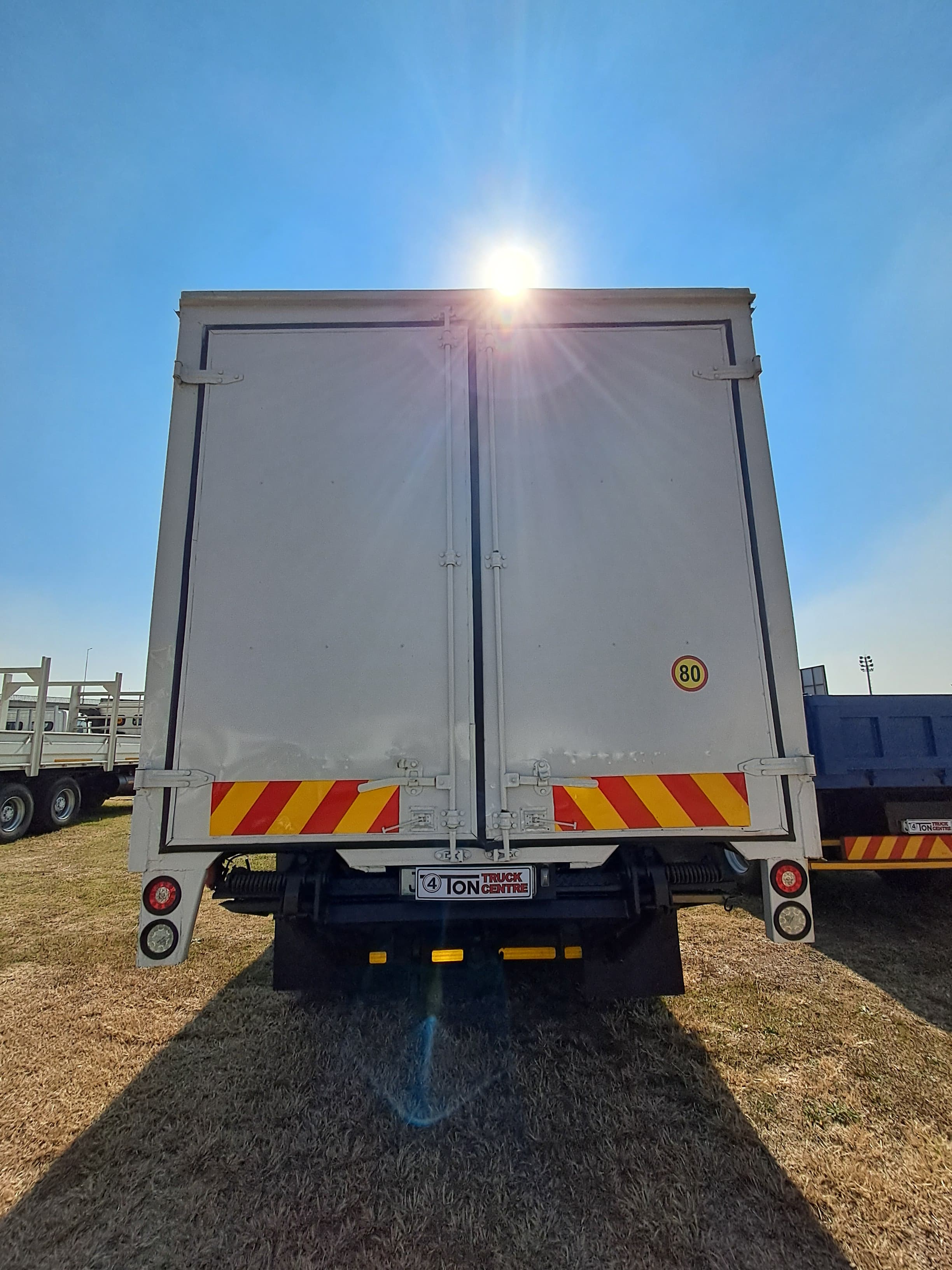 Hino 500-1627 Volume Bin — photo 6