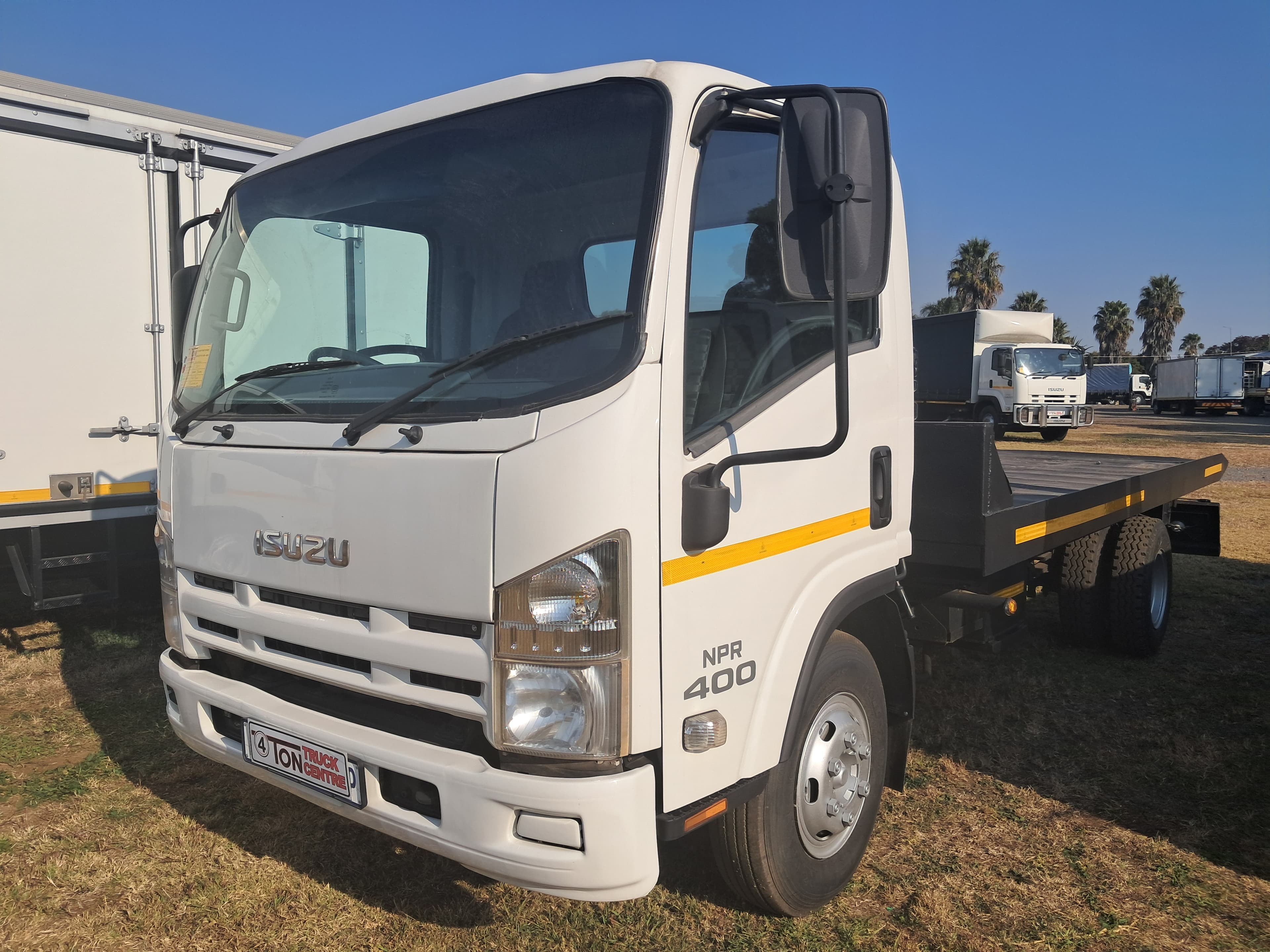 Isuzu NPR 400 Roll Back