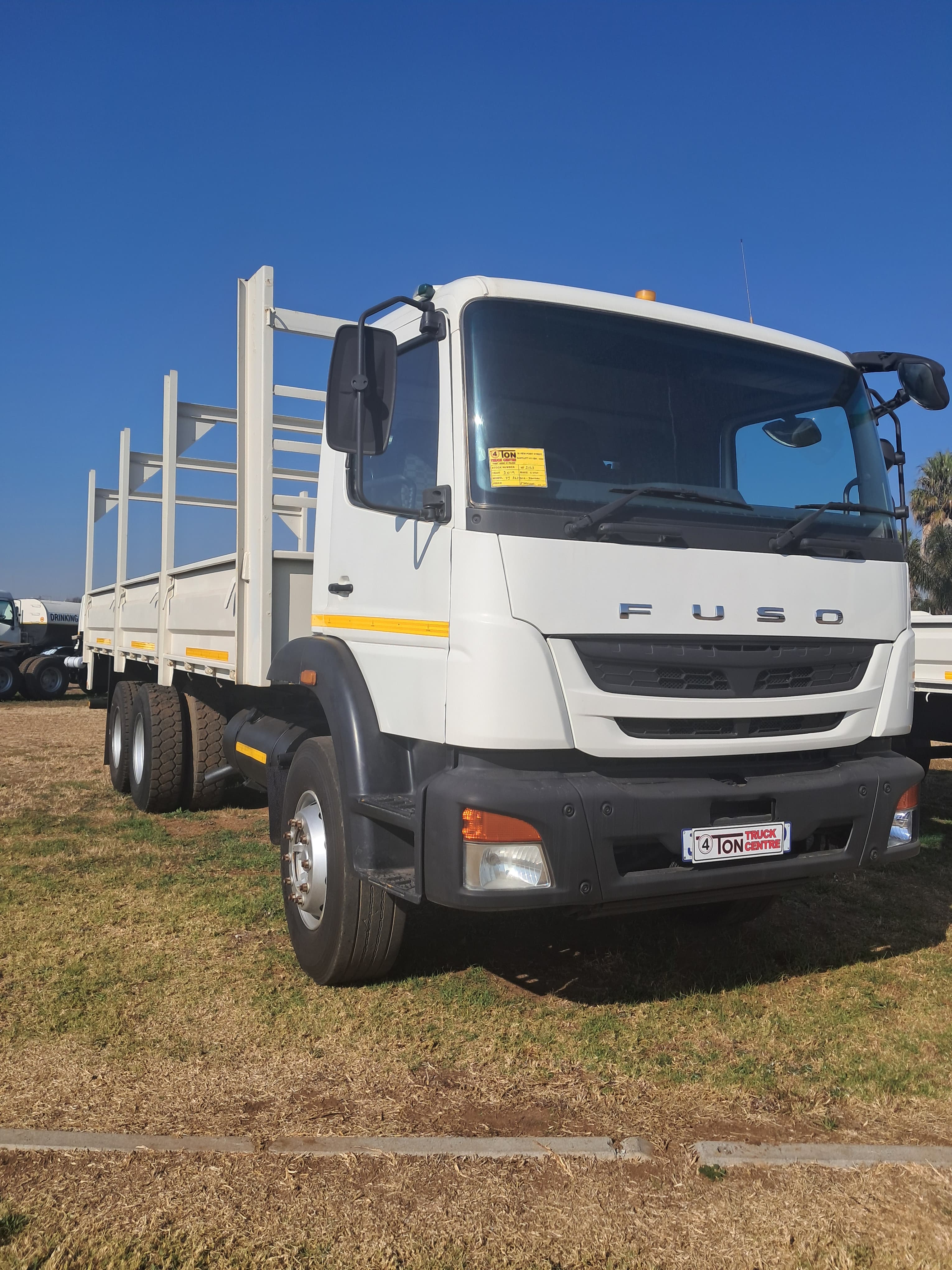 Mitsubishi Fuso FJ26-280C Dropside