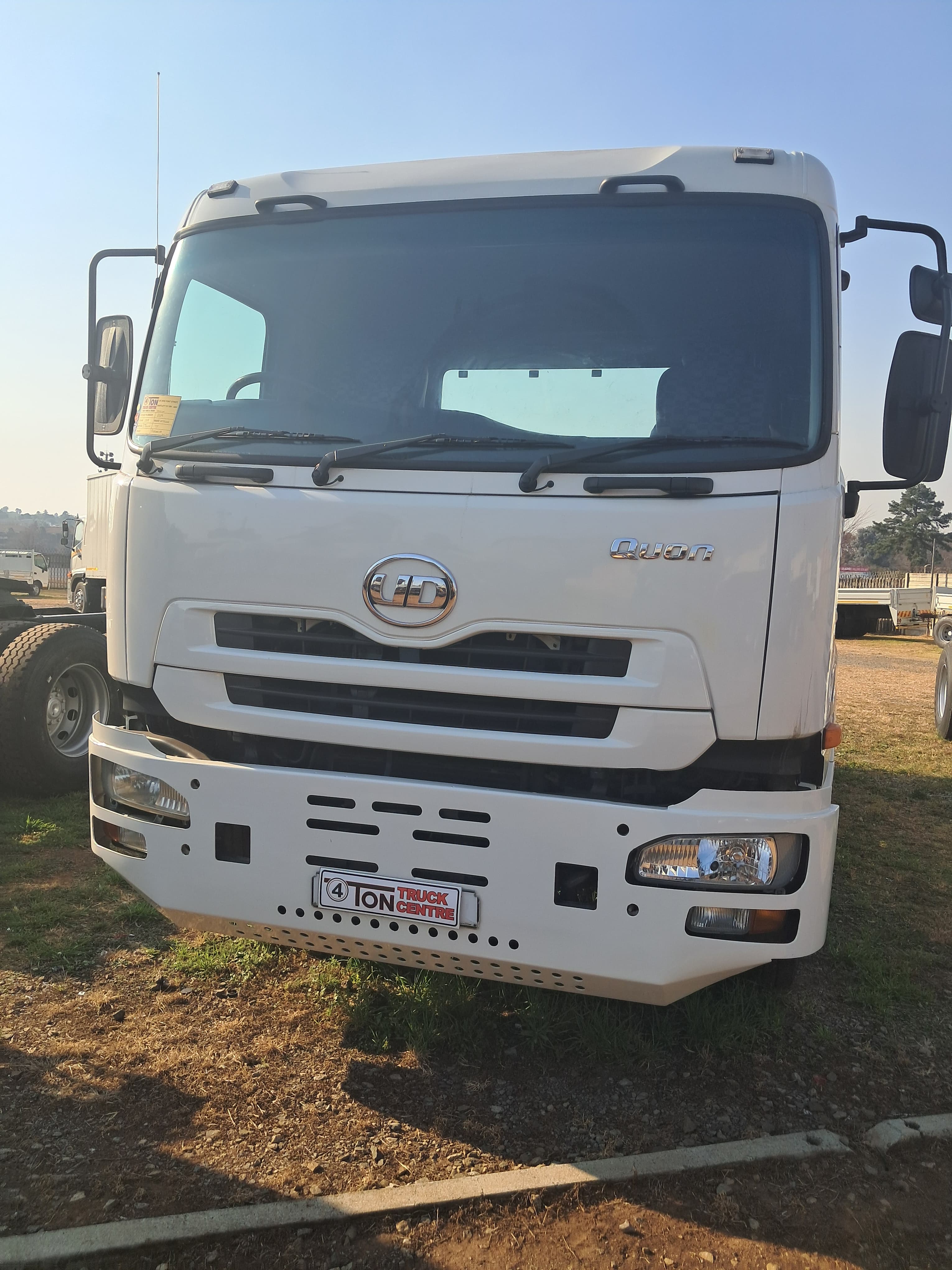UD Trucks Quon GW26-450